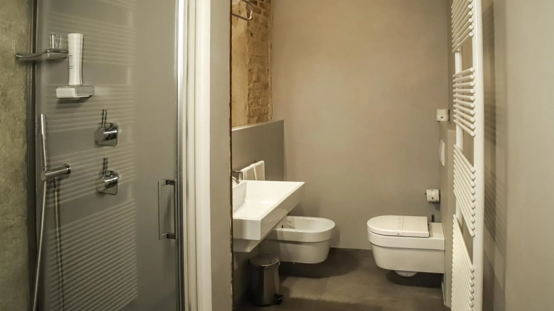 Locanda Ponte Dante Treviso Bed & Breakfast