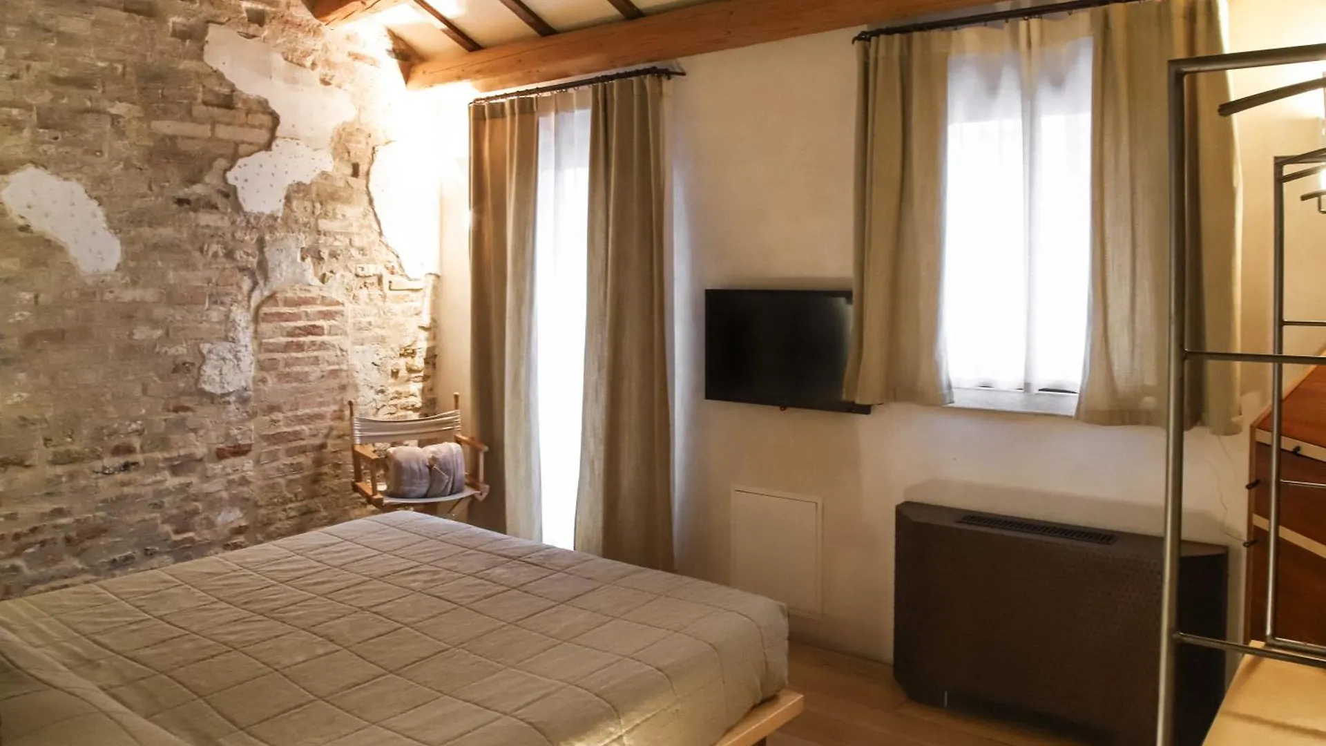 Locanda Ponte Dante Treviso Nocleg ze śniadaniem