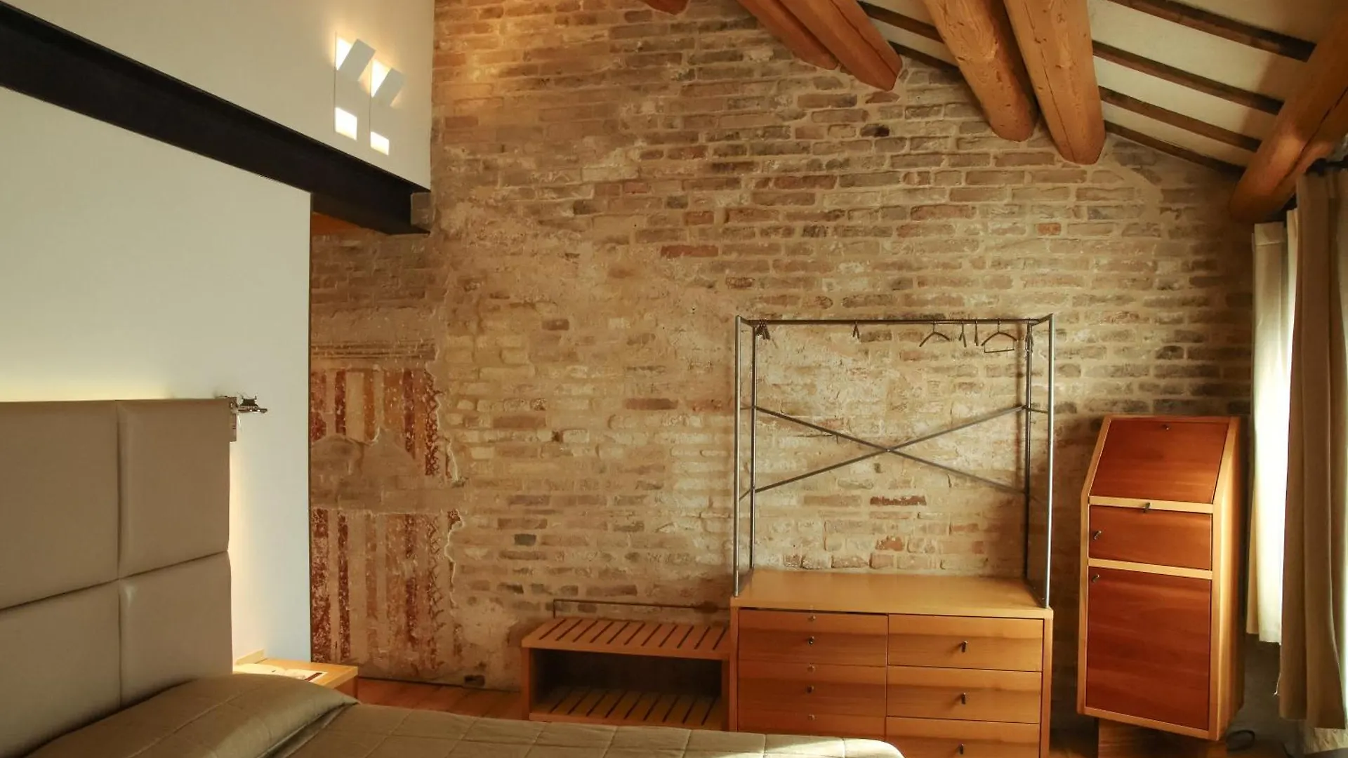 Locanda Ponte Dante Treviso Bed & Breakfast